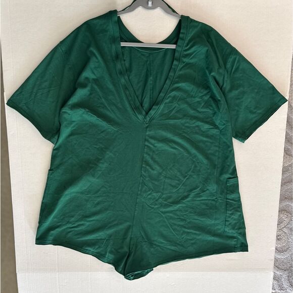 Free People Movement OB1960599 Women Sz Medium Beach Green Hot Shot Tee Romper - Picture 8 of 10